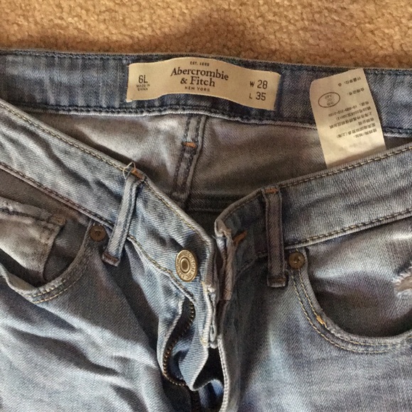 Abercrombie Jeans - Picture 5 of 5